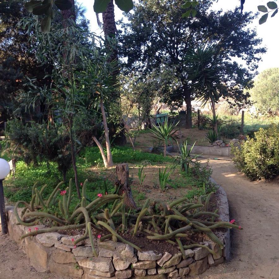 Bed and Breakfast Is Tanas Serdiana Exterior foto